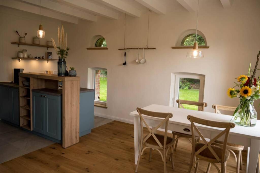 Zum Heuerling Ferienwohung Im Alten Stall Mit Sauna 벨스몰드 외부 사진